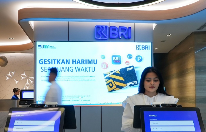 Kredit konsumer BRI tumbuh double digit pada kuartal I/2023 dan memiliki kesempatan lebih besar untuk memacu retail banking tumbuh lagi.