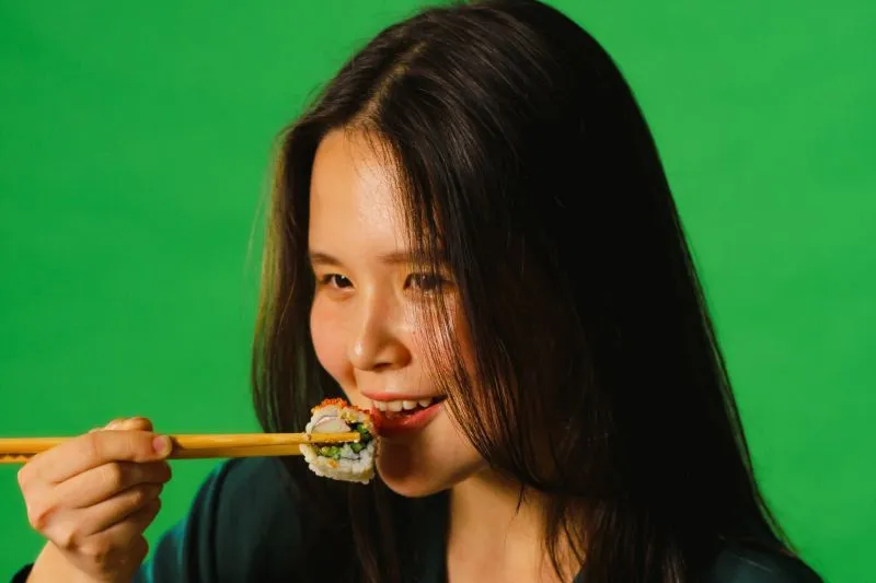 Ilustrasi seseorang makan (ANTARA/Pexels/Berkant Aky&uuml;z)