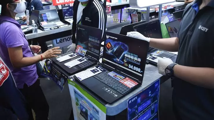 Ilustrasi: Q2 2023, IDC melaporkan kinerja pasar PC masih masih lesu. (TechSpot)