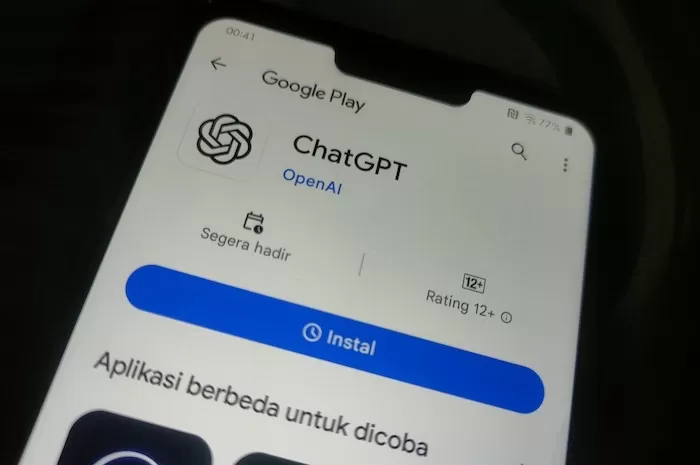 Ilustrasi: Aplikasi ChatGPT sudah listing di Play Store. (RianAlfianto/JawaPos.com).