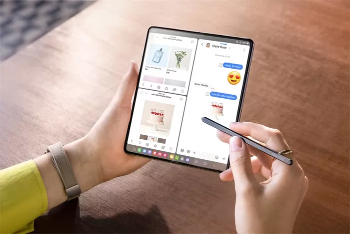 Galaxy Z Fold 5 (Istimewa)