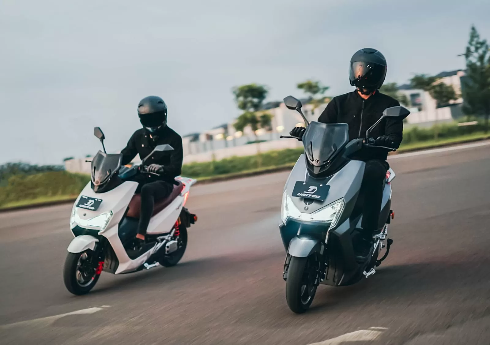Punya motor listrik bebas pajak. (ilustrasi)