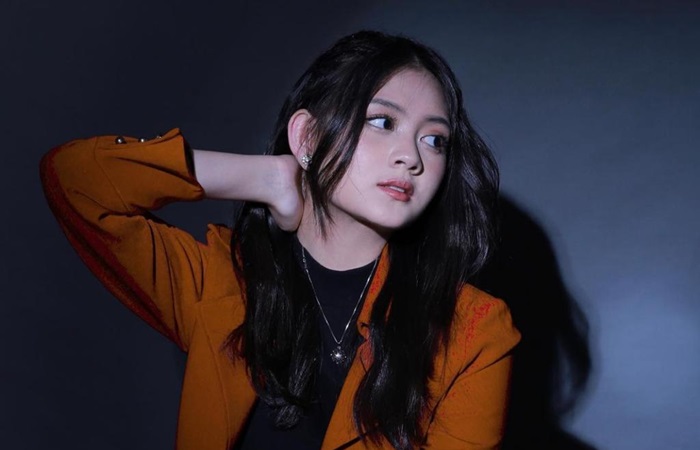 CHRISTY JKT48  (IG/@jkt48.christy)