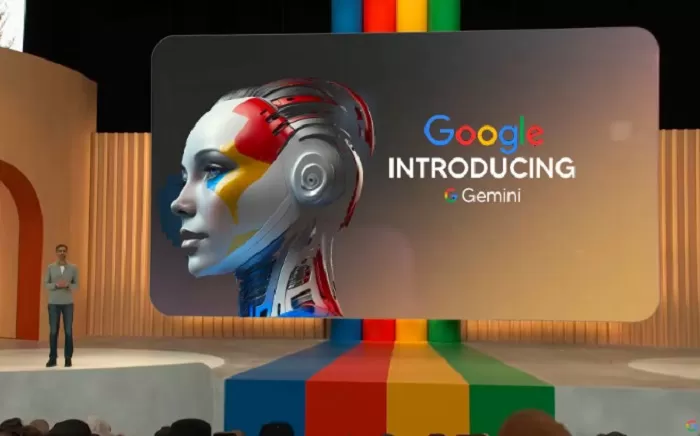 Gemini AI resmi diluncurkan oleh Google. (The Verge)