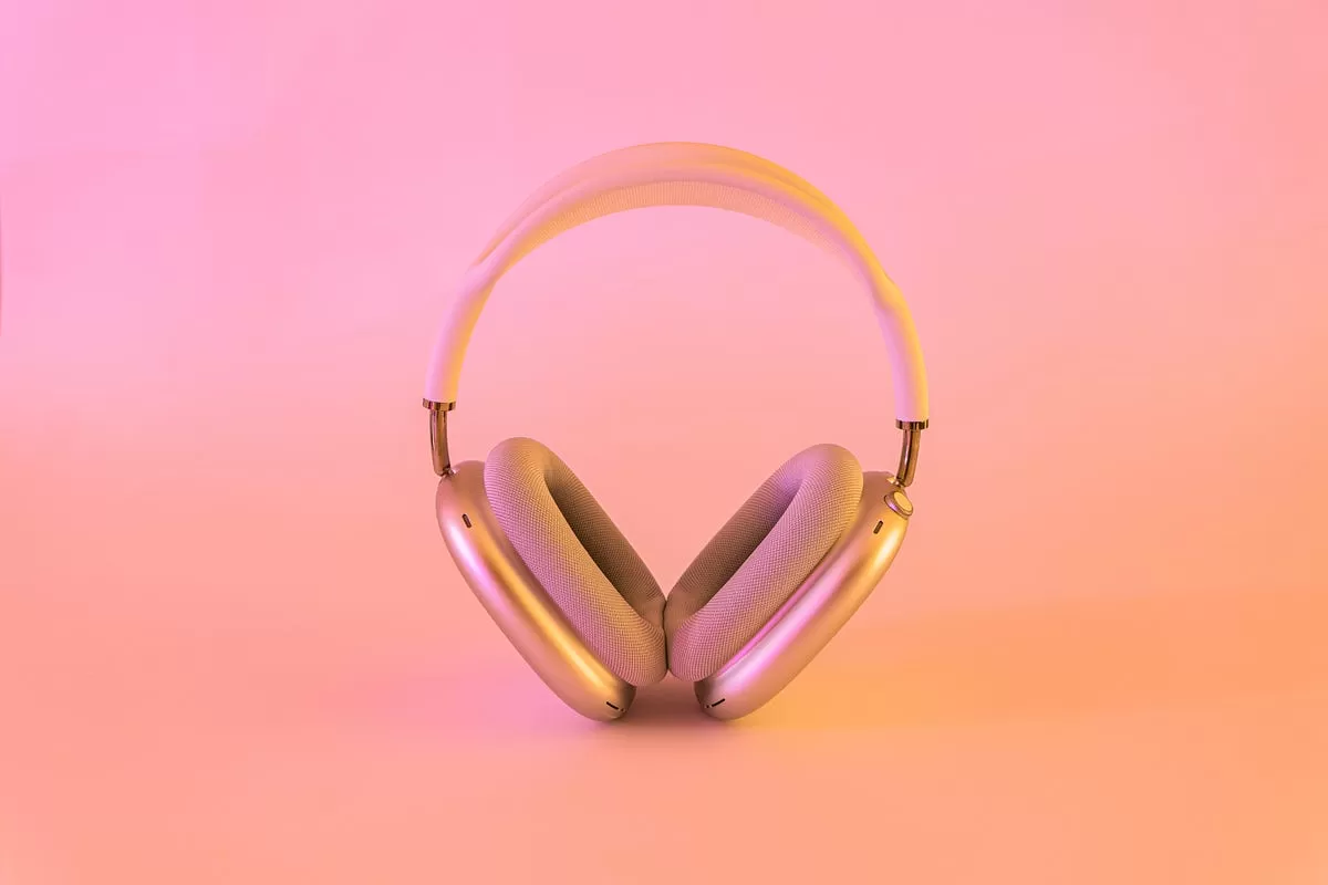 Headphone./Unsplash/ Ervo Rocks