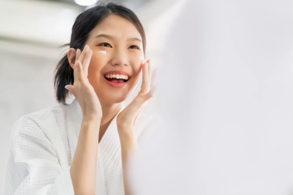 Rekomendasi moisturizer yang bisa Anda beli di toko terdekaf. (Freepik)