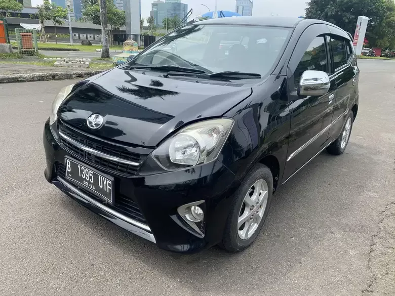 Toyota Agya seken. (OLX)