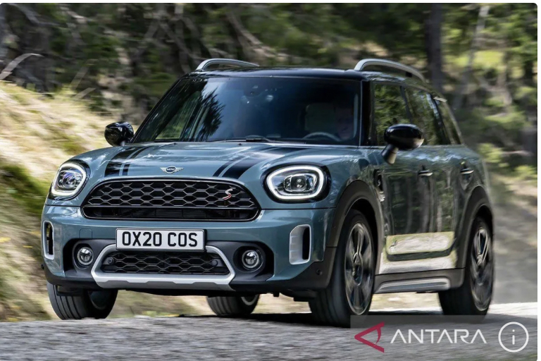 Ilustrasi - Mobil Mini Cooper Countryman S. ANTARA/BMW MINI.