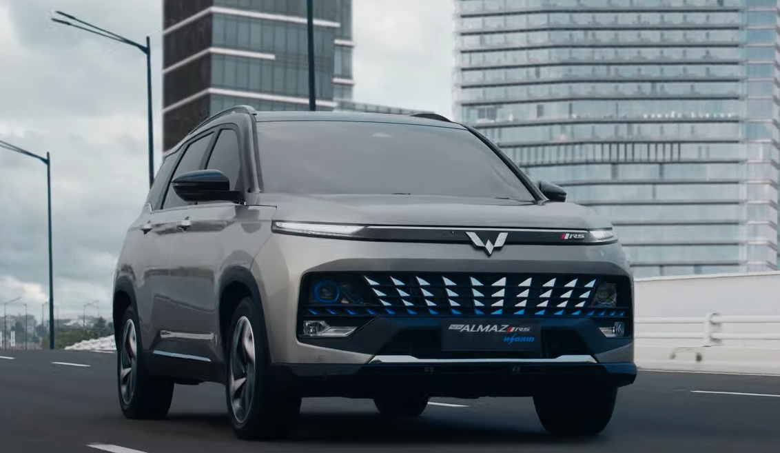 Wuling Almaz RS ProHybrid