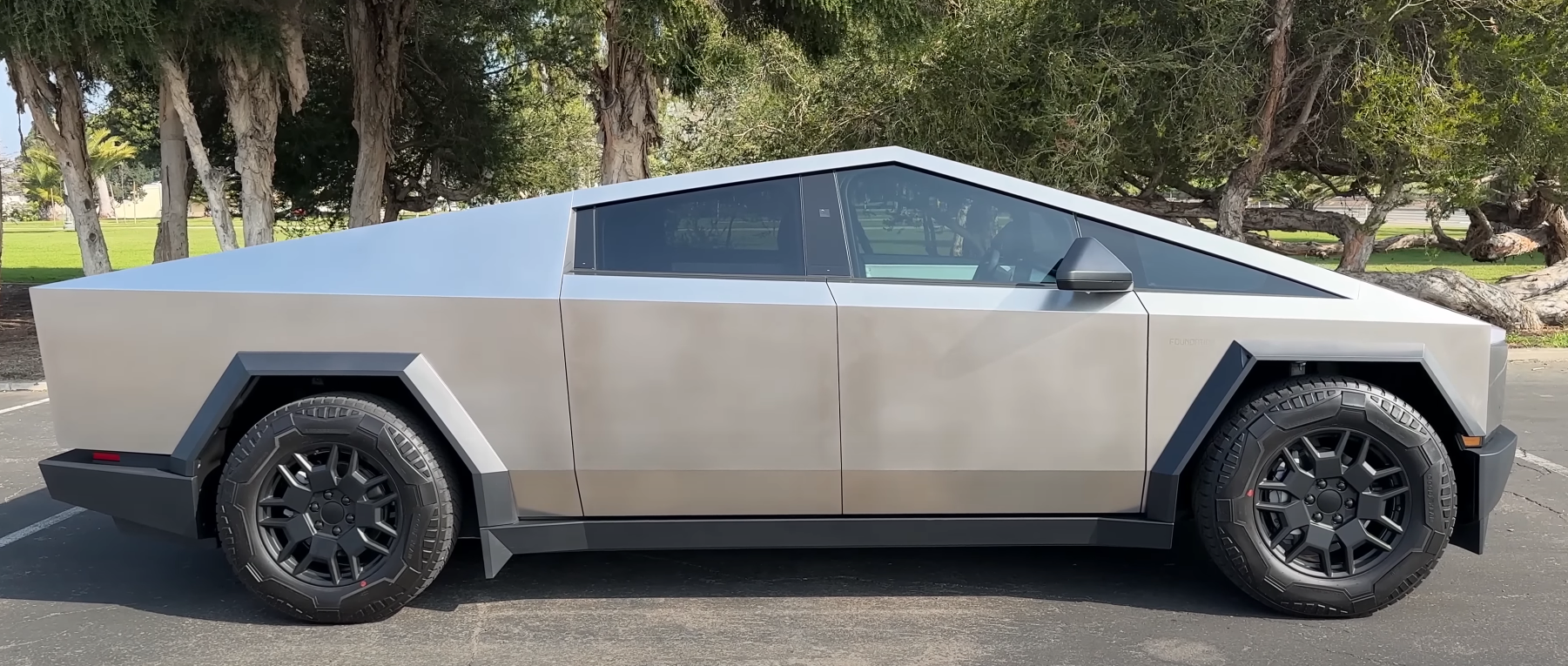 2024 Tesla Cybertruck Review