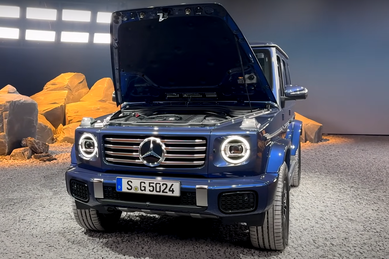 Mesin Hybrid - 2025 Mercedes G Class G500