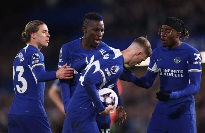 Chelsea bantai Everton 6-0 (Sumber Foto : The Athletic)