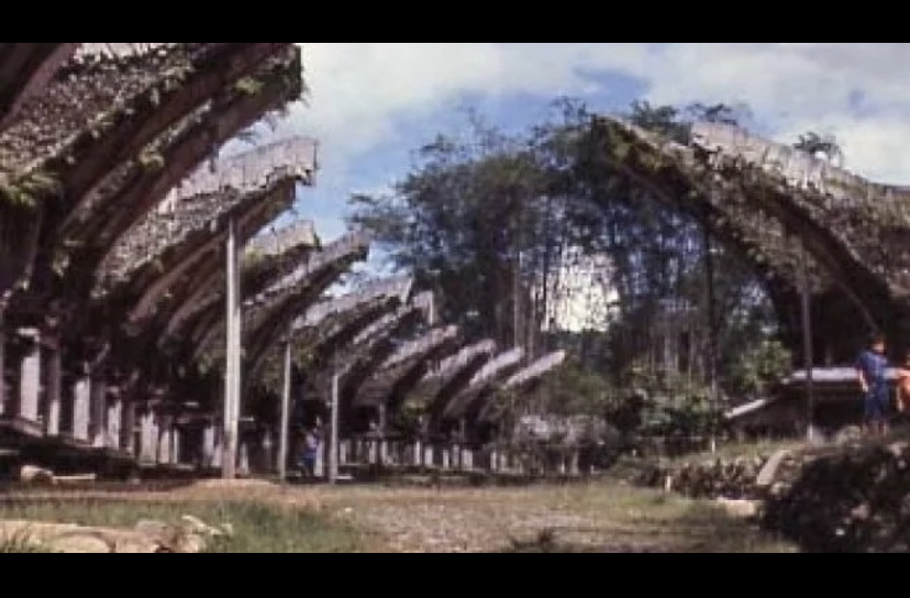 Suku Toraja. [Wikipedia]