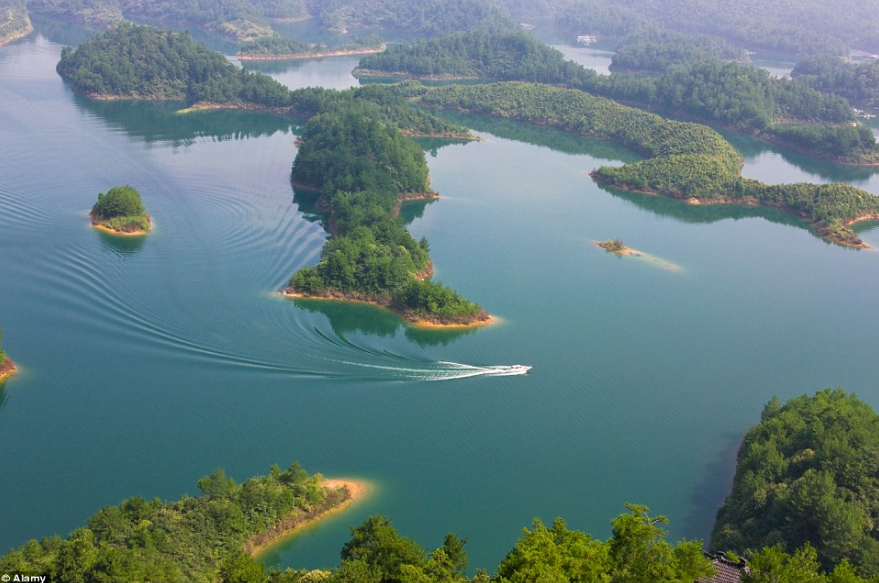 Danau Qiandao.