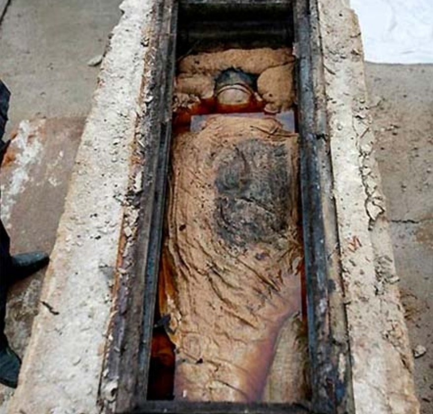 Cairan Cokelat Misterius: Penyimpanan Misterius Mayat Taizhou.