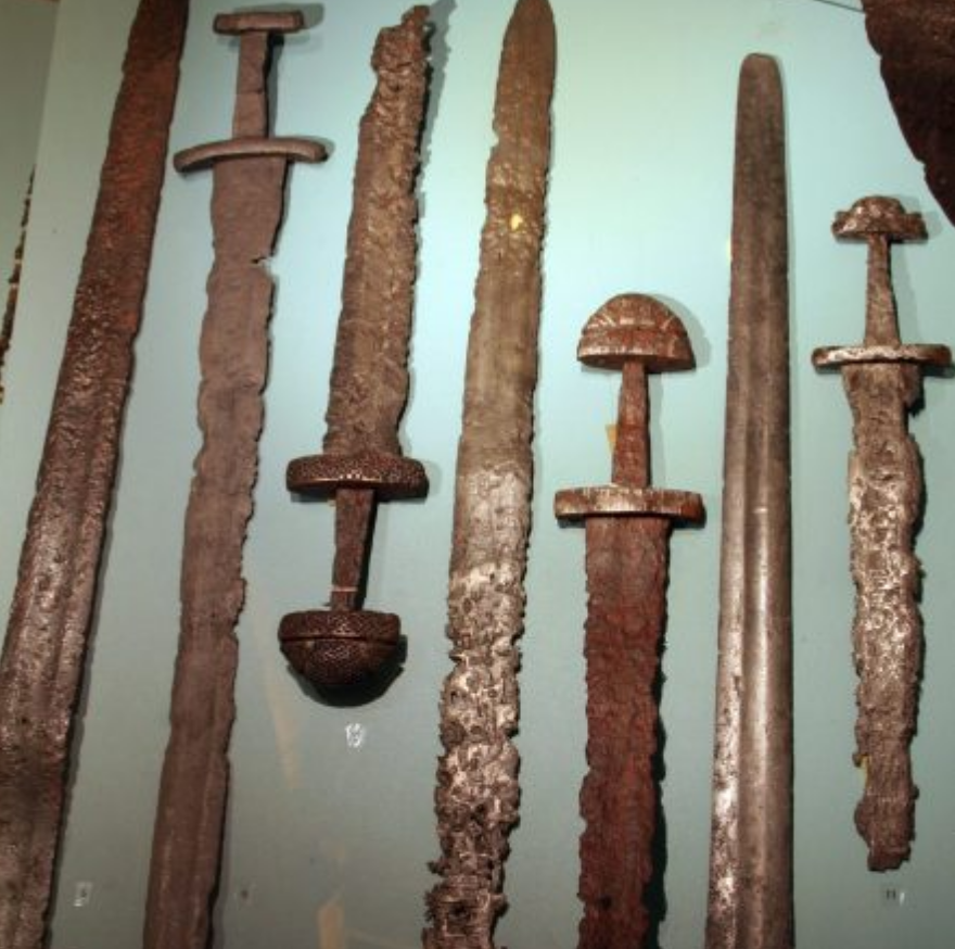 Temuan Pedang Kuno Viking.