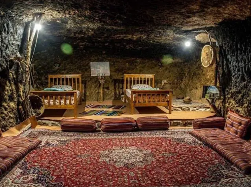 Desa Troglodyte Meymand.