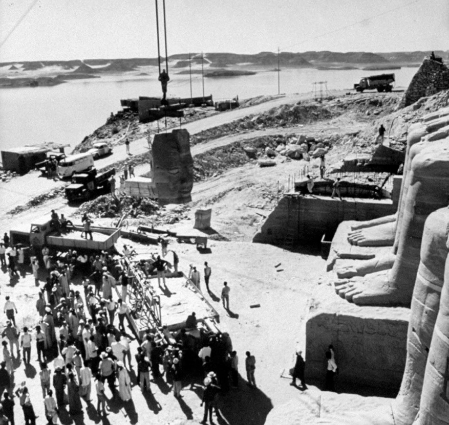 Proses pemindahan Kuil Abu Simbel.
