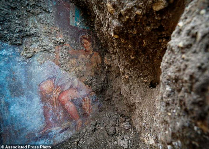 Temuan Lukisan Dinding di Pompeii.
