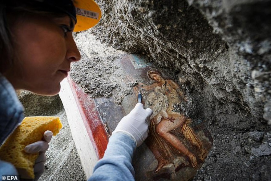 Temuan Lukisan Dinding di Pompeii.