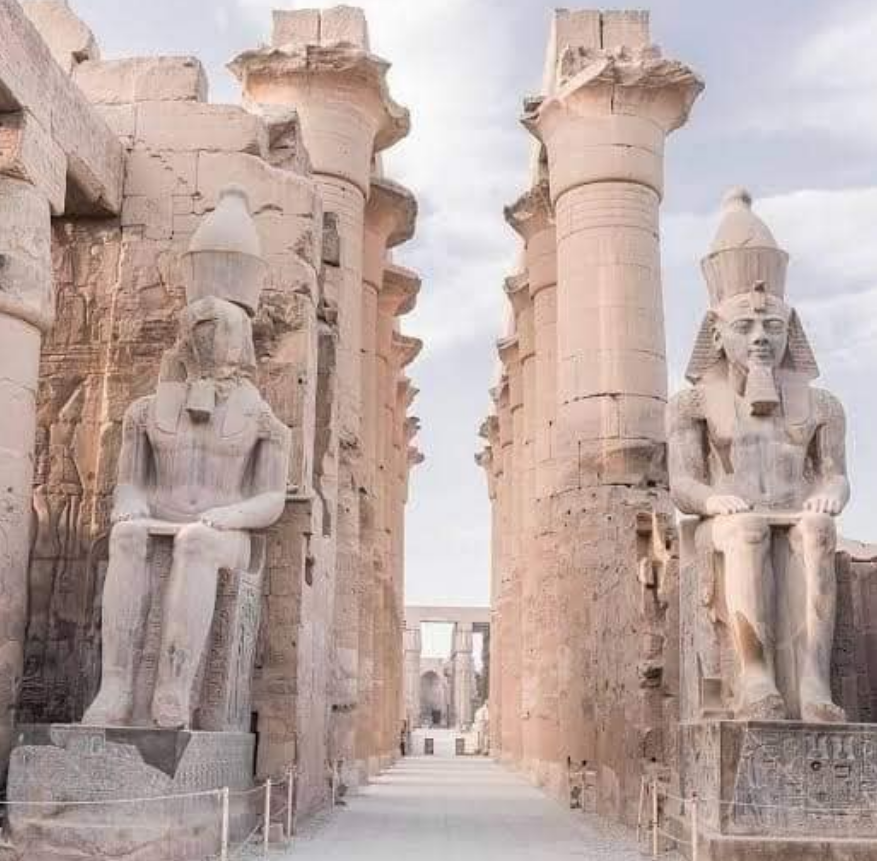 Kuil Luxor.