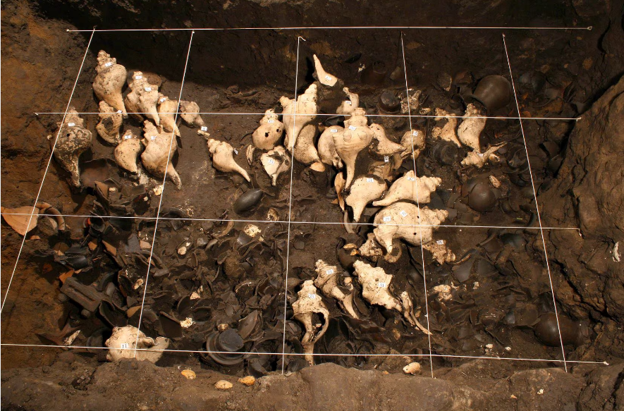 Terowongan Kuno di Teotihuacan.