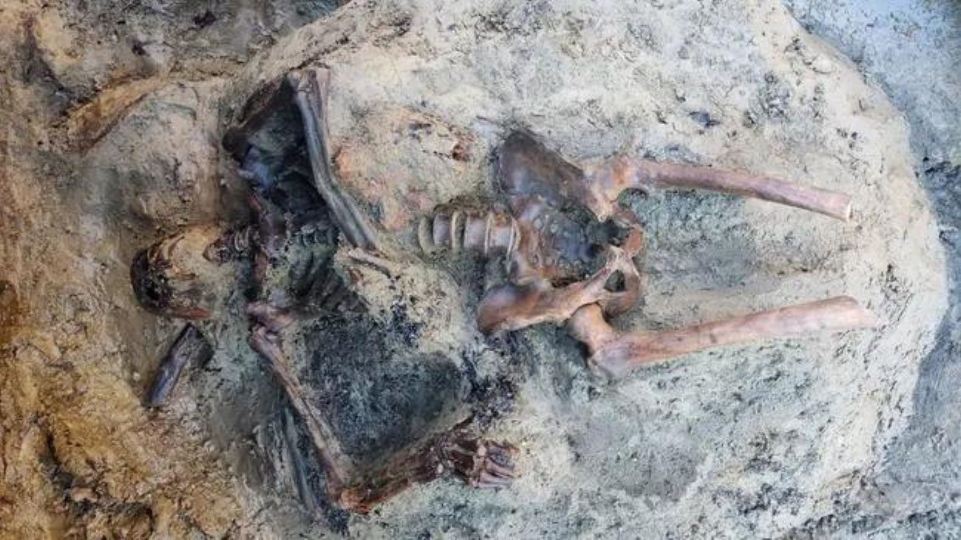 Sisa Tulang Seorang Pria yang terpapar suhu tinggi saat tragedi pompeii ( credit: Parco Archeologico di Ercolano)
