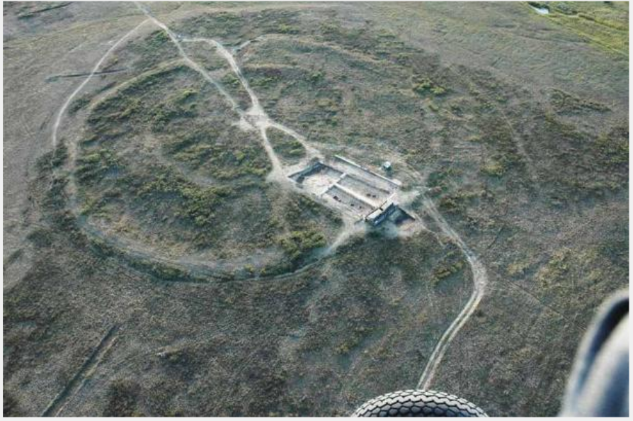 Pemandangan udara benteng utama di Arkaim, Rusia