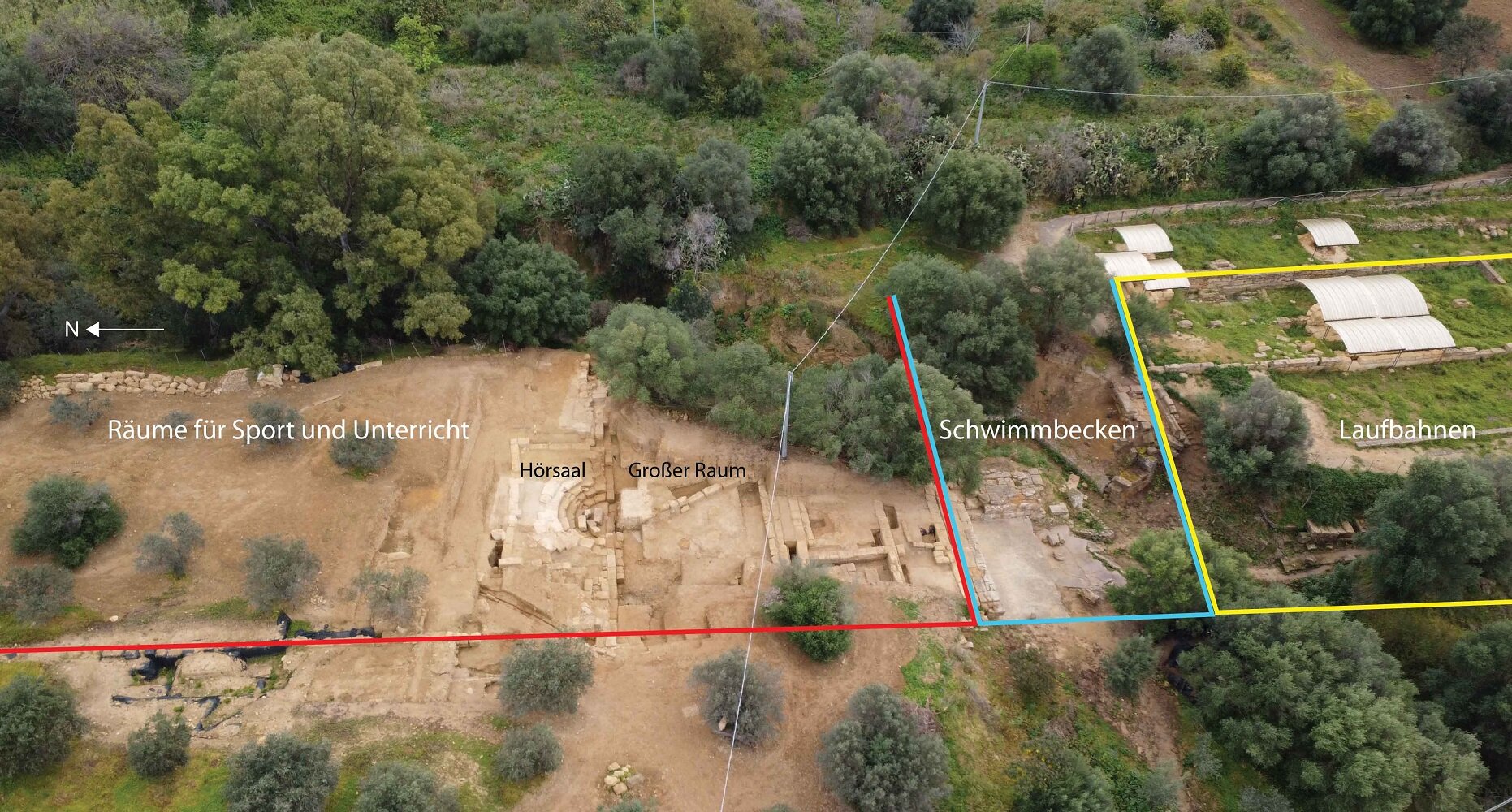 Foto drone dari gimnasium yang ditemukan selama penggalian di Agrigento.