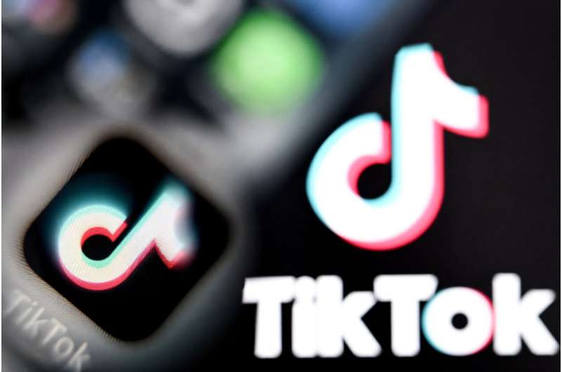 Amerika Serikat secara tegas berupaya mengambil alih operasi TikTok di AS dari tangan perusahaan induknya, ByteDance, karena alasan keamanan nasional.
