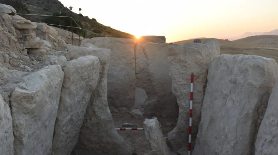 Dolmen yang baru di Spanyol digunakan untuk mengadakan beberapa pemakaman sekitar 5.000 tahun lalu. (Image credit: Thalassa (PAI HUM 1127))