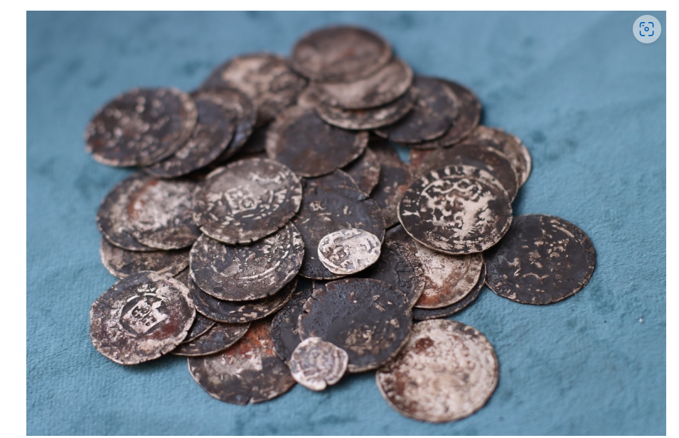 Members of the Institute of Archaeology of the Russian Academy of Sciences (IA RAS) expedition reported this unique find on VKontakte
