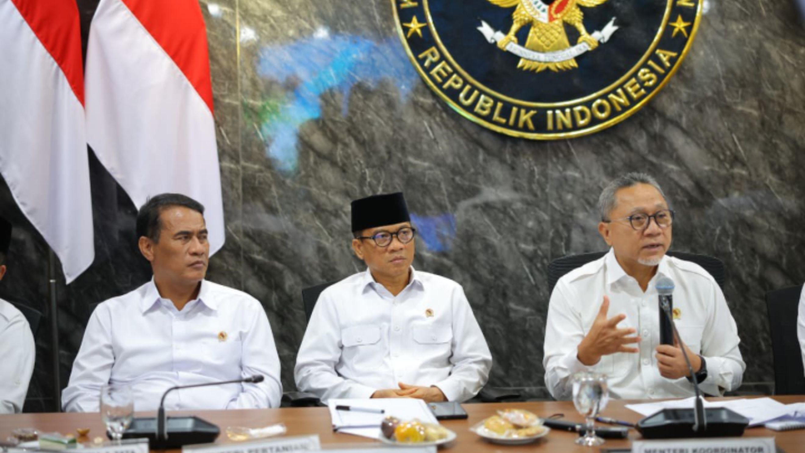 Menko Pangan Apresiasi Terobosan Mentan Amran Turunkan Harga Pupuk (credit: pertanian.go.id)