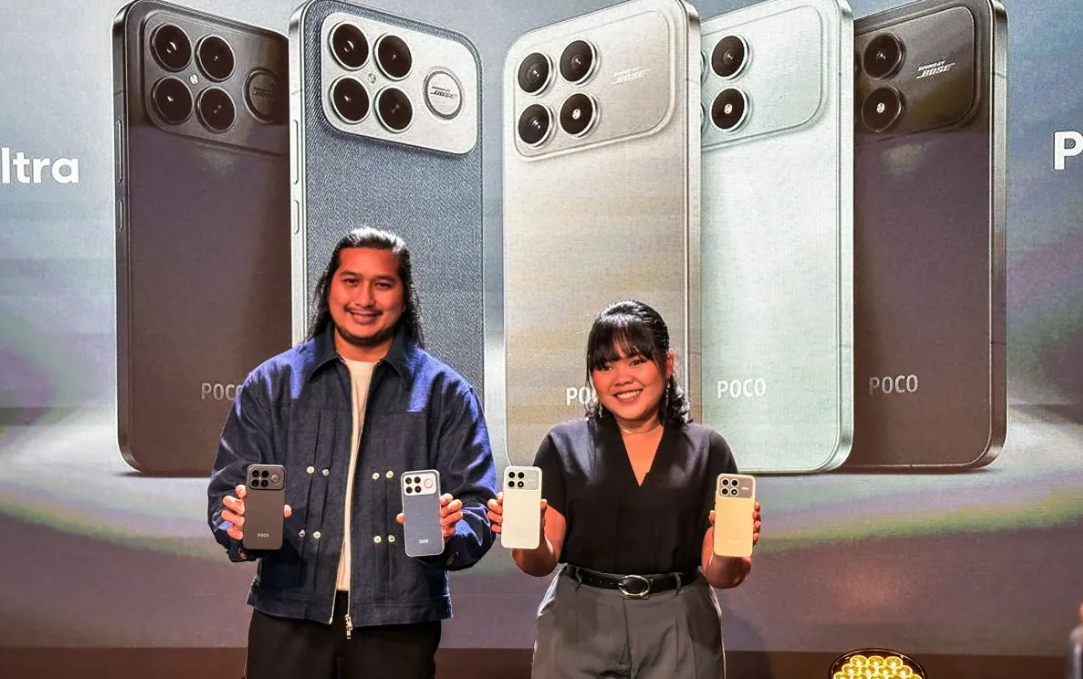 Product Marketing Manager POCO Indonesia Satryo Sidhi Rahmat (kiri) dan PR Manager POCO Indonesia Novita Krisutami (kanan), pada peluncuran POCO F8 Series