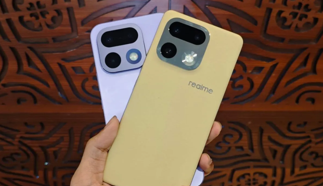 Tampilan Realme 16 Pro+ 5G dan Realme 16 Pro 5G. 