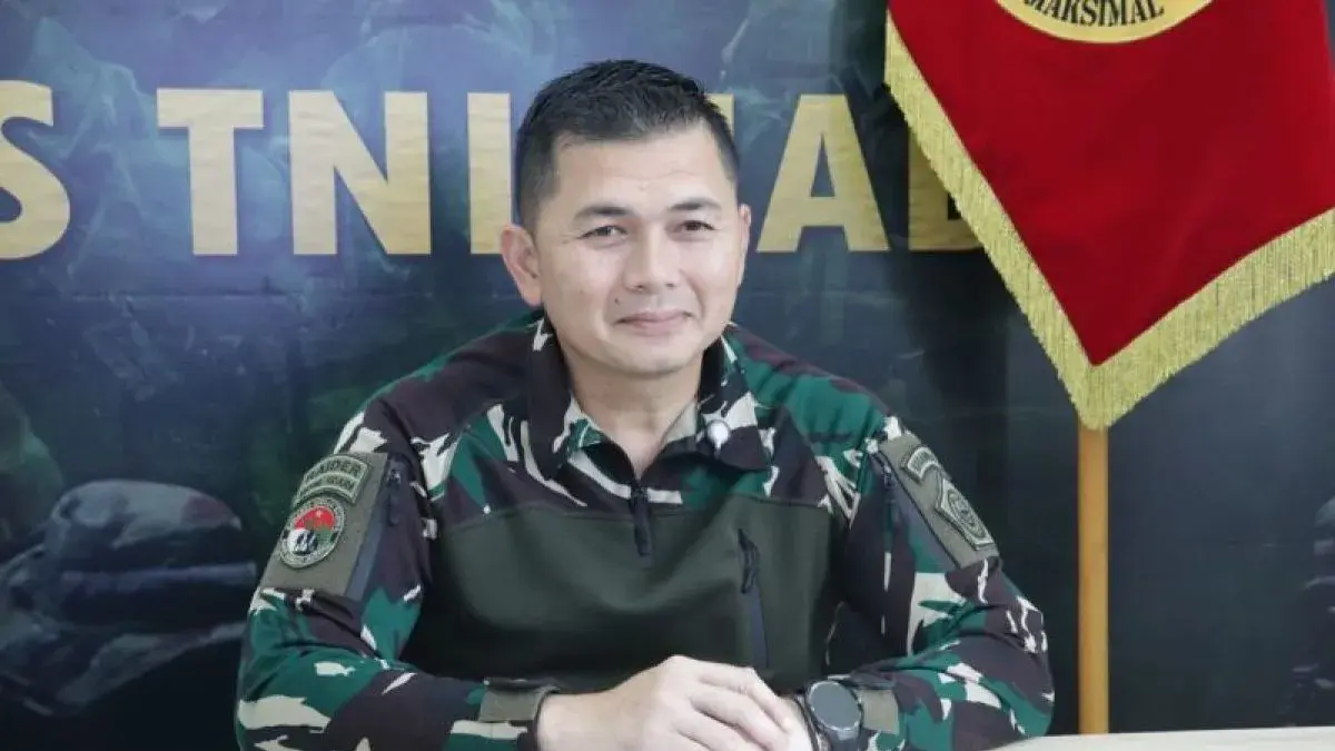 TNI rilis 6 aksi kejahatan Jeki Murib di Papua. Tampak dalam gambar Kepala Penerangan Koops TNI Habema Letkol Inf Wirya Arthadiguna. (Antara)