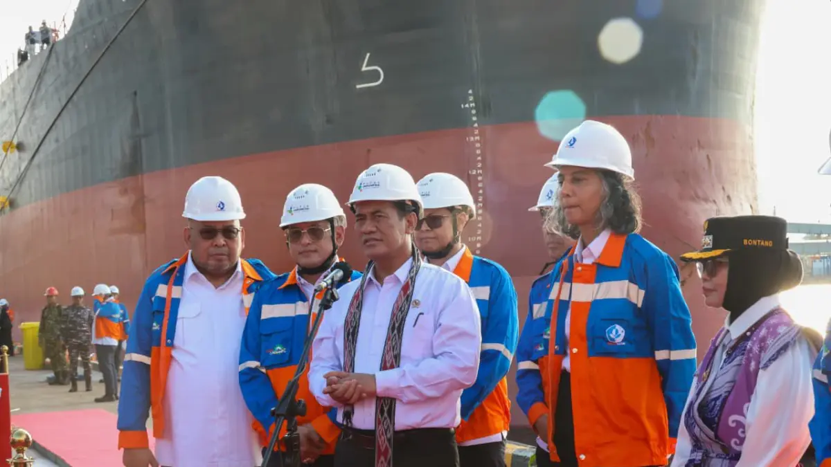 Menteri Pertanian (Mentan) Andi Amran Sulaiman menghadiri dan meninjau langsung pelepasan ekspor perdana produk urea.