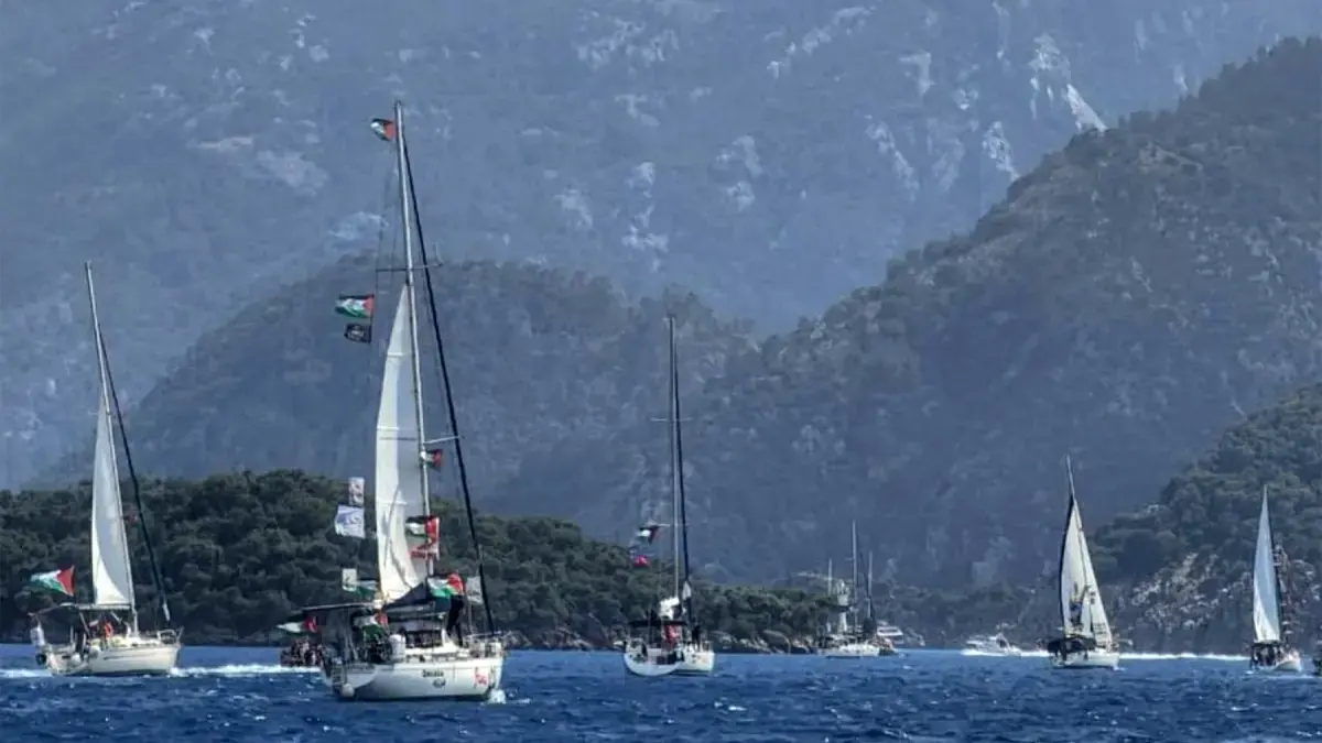 Rombongan kapal Global Sumud Flotilla di perairan Siprus, Mediterania Timur. (Dok/Thoudy Badai/Republika)