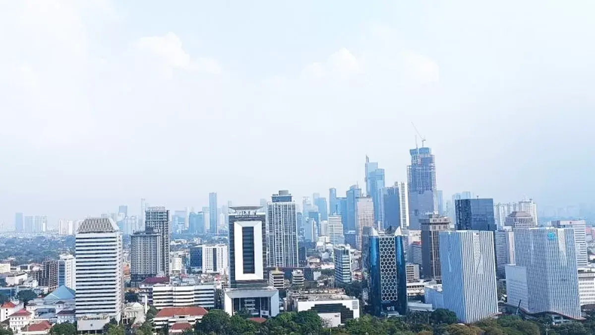 Salah satu sudut DKI Jakarta dengan cuaca cerah berawan. (Antara)