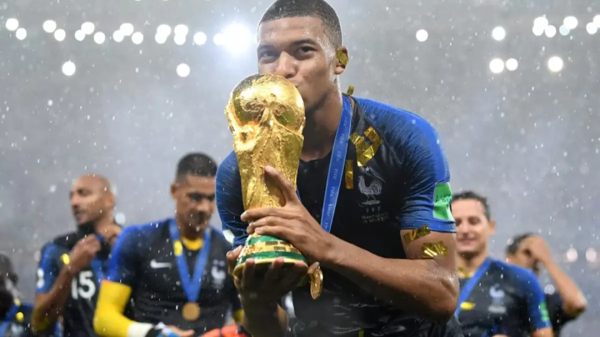 20 Pemain Termuda yang Sukses Menaklukkan Piala Dunia. (FIFA)