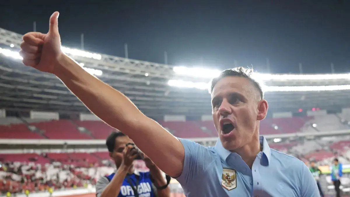 John Herdman, pelatih Timnas Indonesia berselebrasi usai laga melawan Timnas Oman dalam laga FIFA Match Day di Stadion Utama Gelora Bung Karno (SUGBK), Senayan, Jakarta, Jumat (5/6/2026). Timnas Indonesia berhasil menundukkan Oman dengan skor 3-0. (Antara/Aditya Pradana Putra)					
