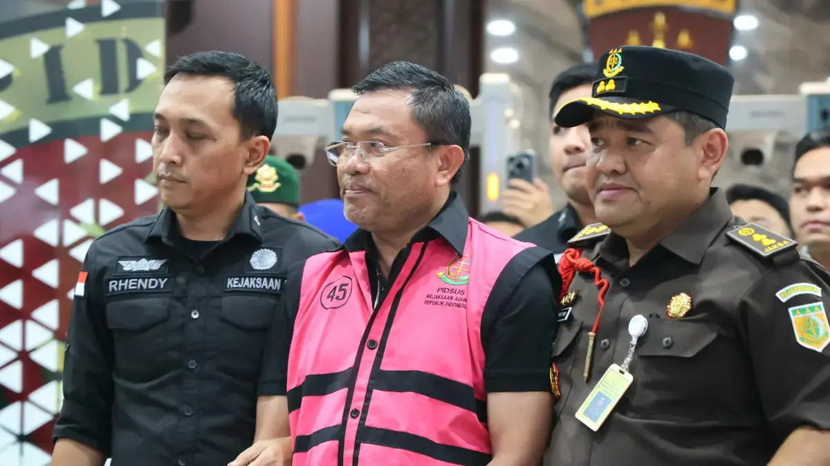 Sony Sanjaya adalah mantan Wakil Kepala BGN resmi di tahan Kejaksaan Agung, Jakarta, Rabu (3/6/2026). (Dery Ridwansah)