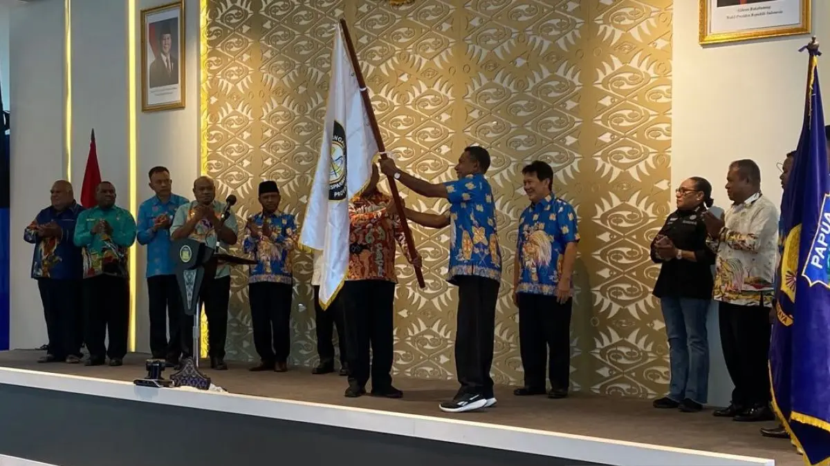 Pelepasan Pesparawi Papua menuju ke Manokwari, Papua Barat bertempat di Kota Jayapura, Papua, Kamis (11/6/2026). (Antara/Qadri Pratiwi)