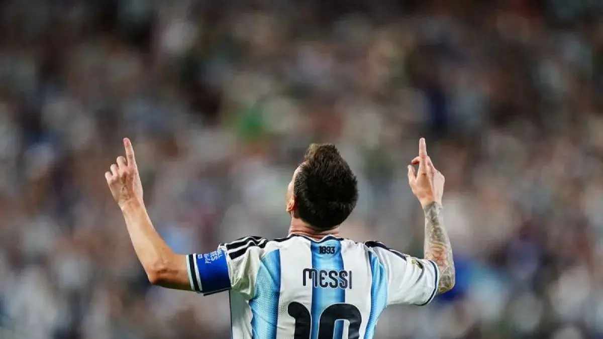 Lionel Messi belum habis! hattrick sensasional bikin dunia sepak bola kembali terpukau. (ANTARA/Hakan Akgün - Anadolu Agency)