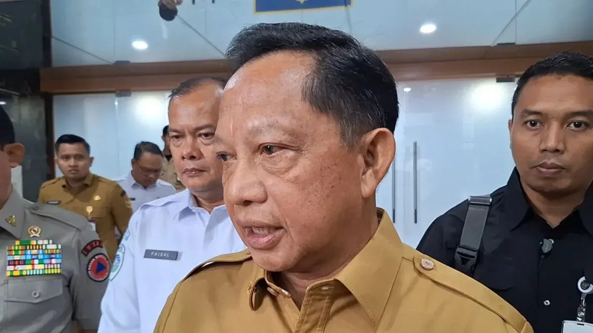 Mendagri Tito Karnavian memberikan keterangan kepada wartawan usai rapat kesiapsiagaan mengantisipasi dampak El Nino di Kantor Pusat Kementerian Dalam Negeri, Jakarta Pusat, Senin (29/6/6/2026). (ANTARA)