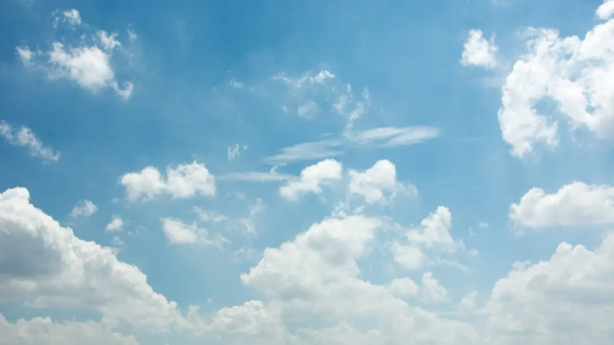 Ilsutrasi Langit cerah (magnific.com/malam_tao)