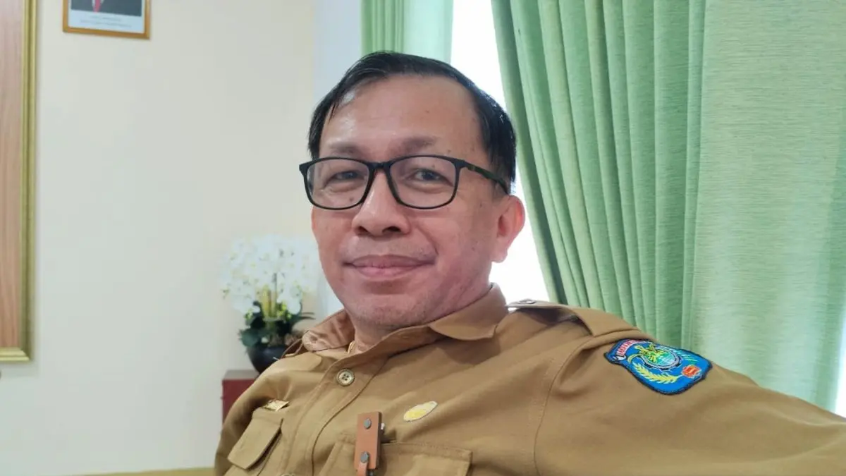 Kepala Dinas Kesehatan Kabupaten Sorong Ronny Kalesaran. (ANTARA/Yuvensius Lasa Banafanu)