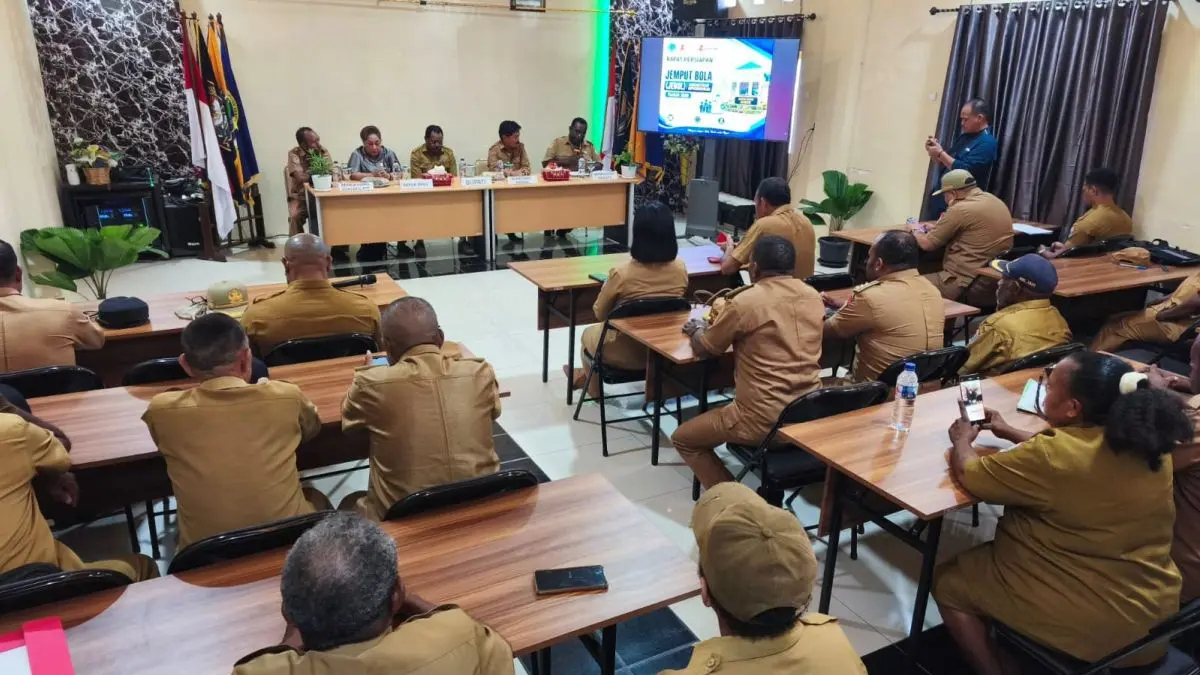 Program Jebol Digenjot, Disdukcapil Nabire Targetkan 10 Ribu Warga Miliki KTP-e. (Antara)