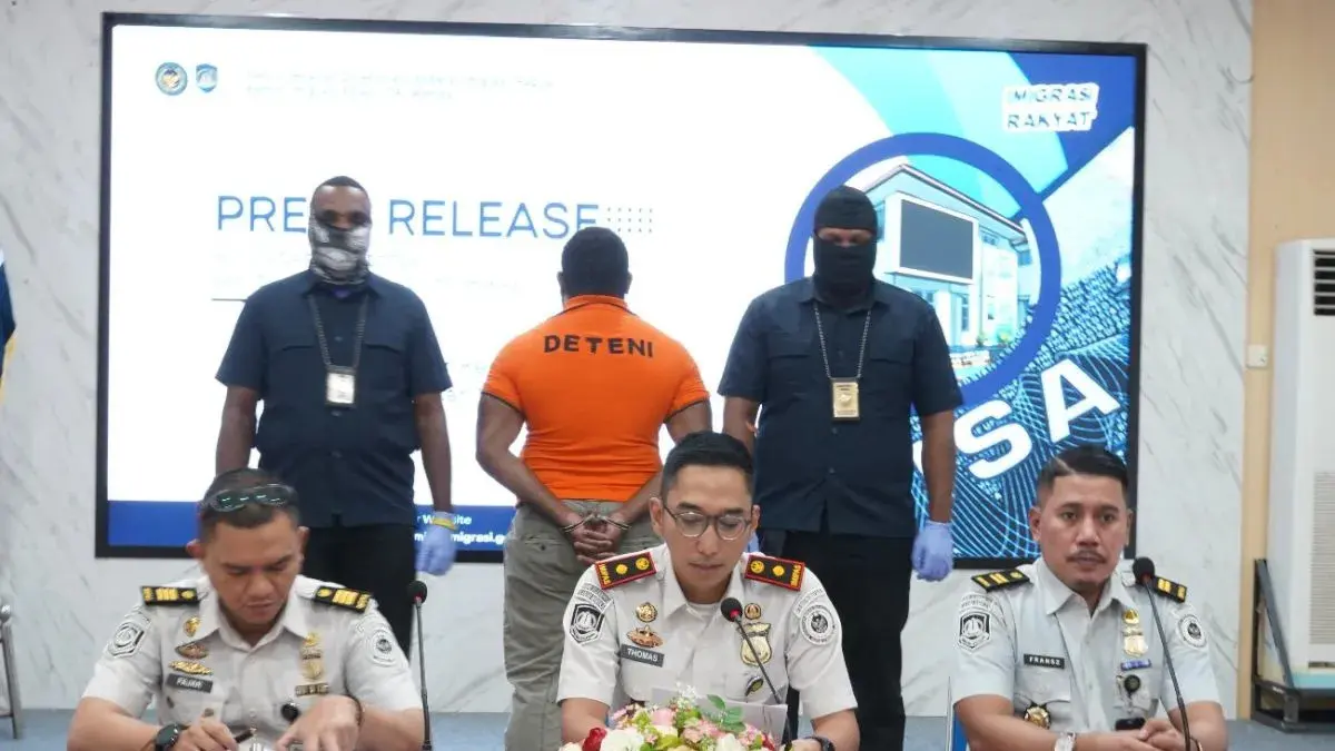 Imigrasi Mimika Deportasi WNA PNG, Masuk Indonesia Lewat Jalur Tidak Resmi. (ANTARA/Marselinus Nara)