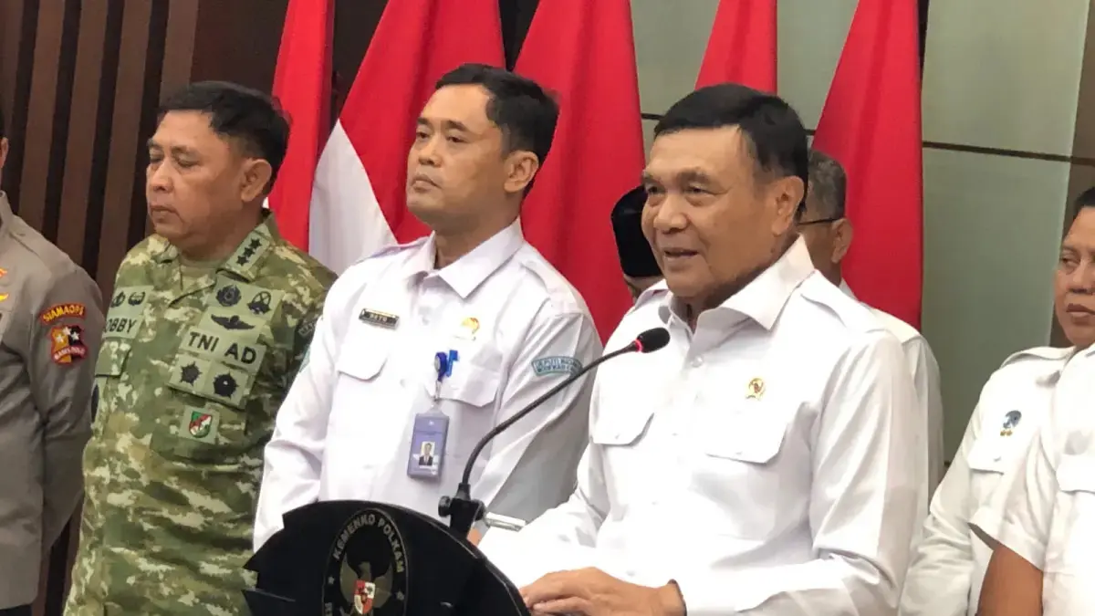 Menko Polkam Djamari Chaniago. (Sahrul Yunizar/JawaPos.com)